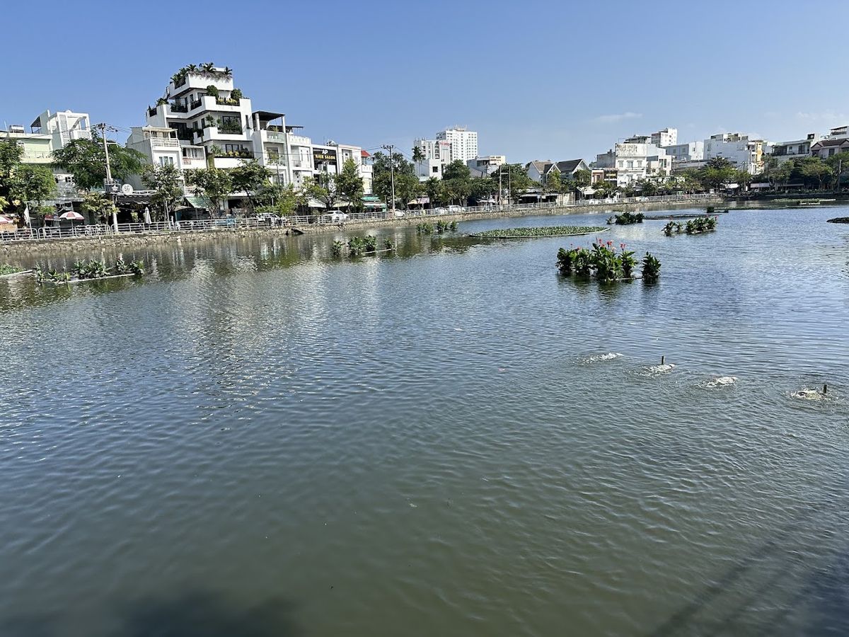 Bờ Hồ Hàm Nghi, Da Nang