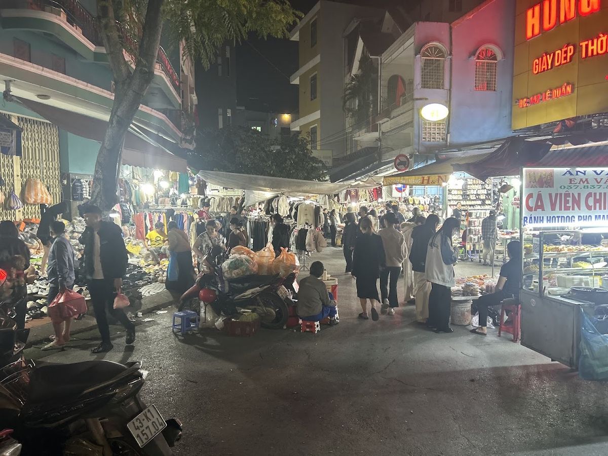 Chợ đêm Lê Duẩn, Da Nang