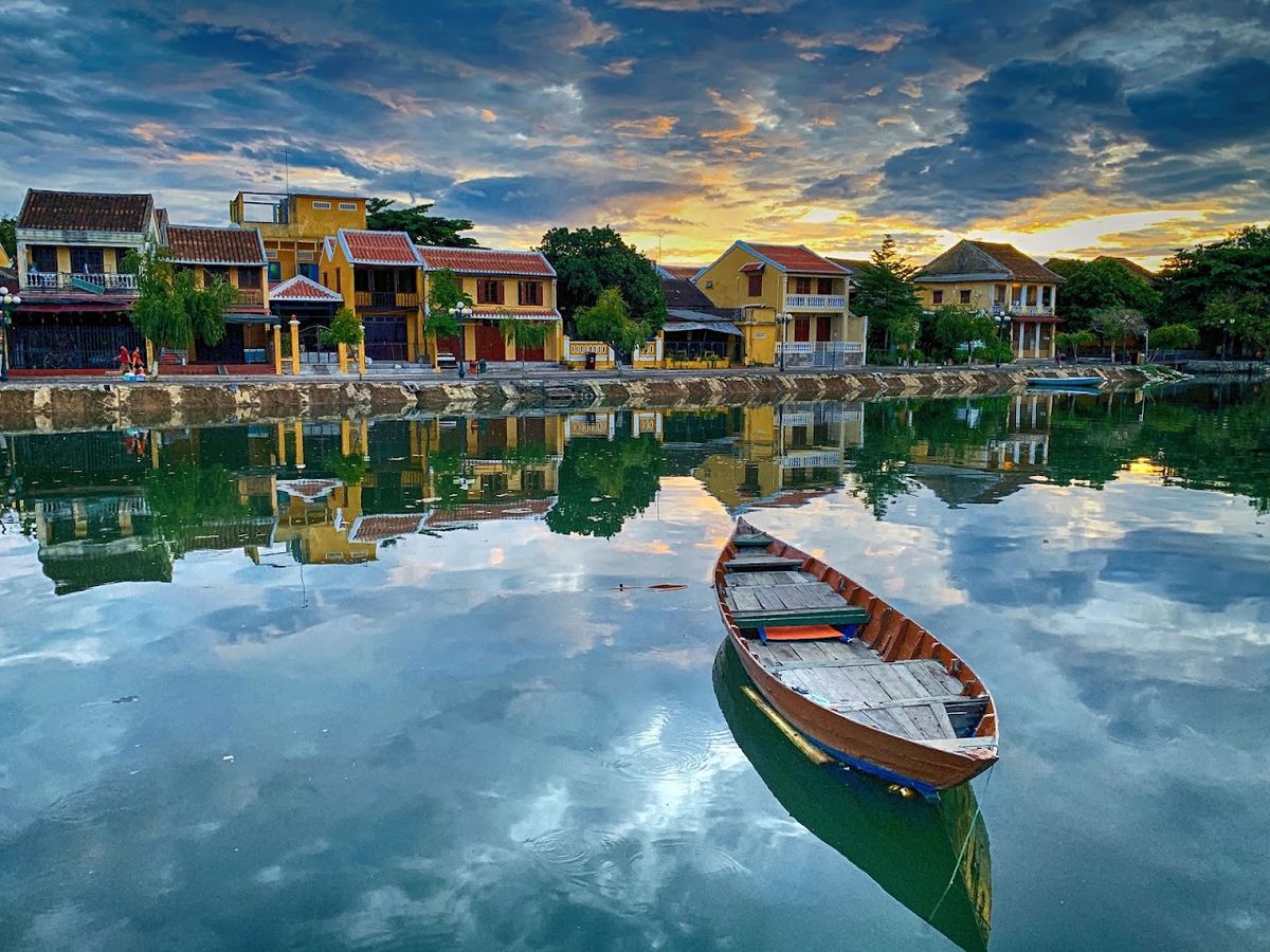 Hoi An sculpture promenade, Da Nang