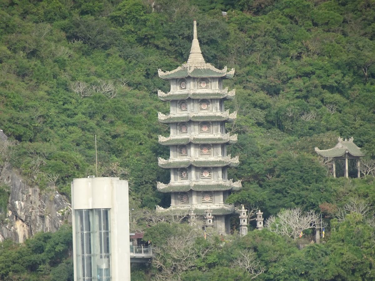 Hòn Thủy Sơn photo 3