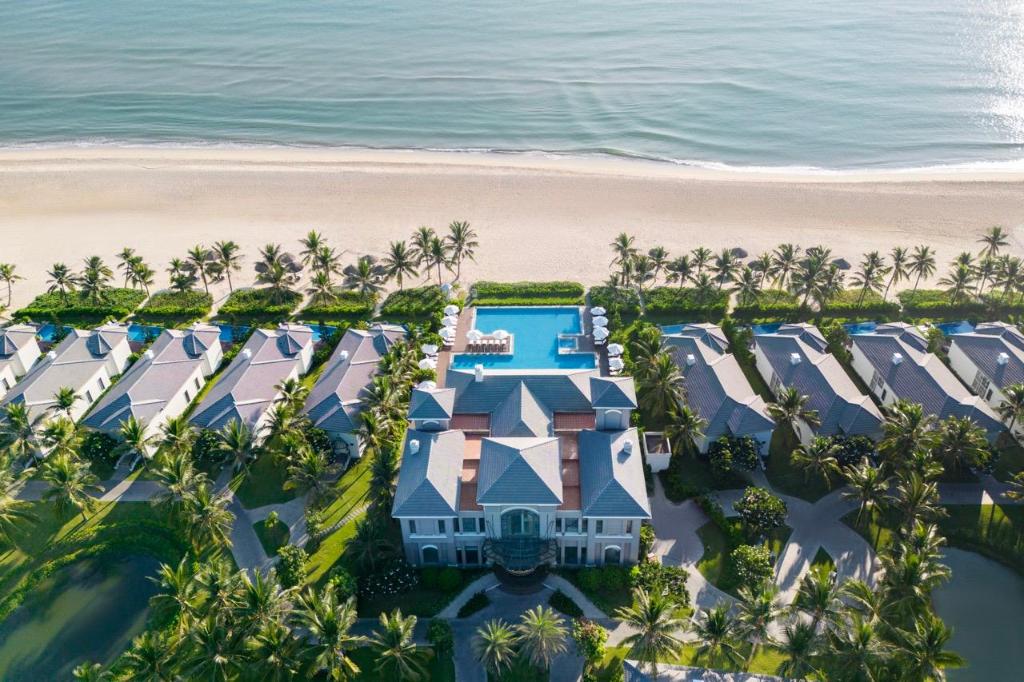 Danang Marriott Resort & Spa, Non Nuoc Beach Villas — photo 5