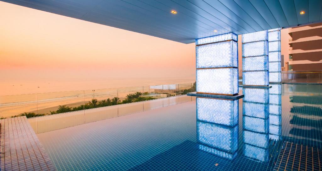 Prince Hotel Da Nang — photo 5