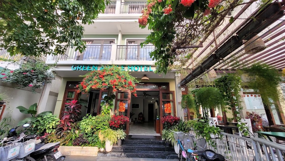 Green Apple Hotel exterior in Hoi An Old Town