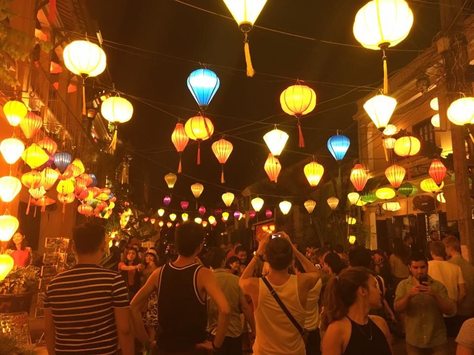 Hoi An Lazy Bear Villa exterior in Hoi An Old Town