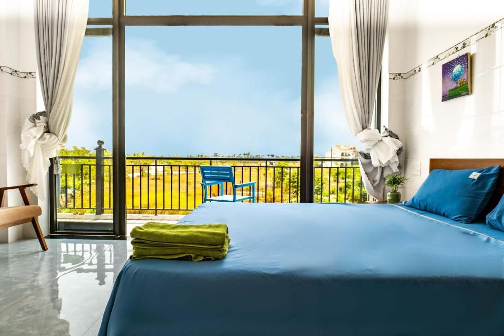 Nalani Homestay & Hostel Hoi An pool and grounds in An Bang Beach