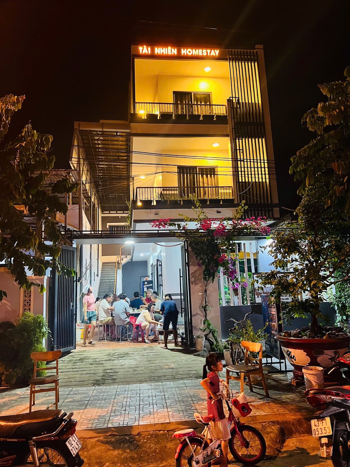 Tài Nhiên Homestay exterior in Cua Dai