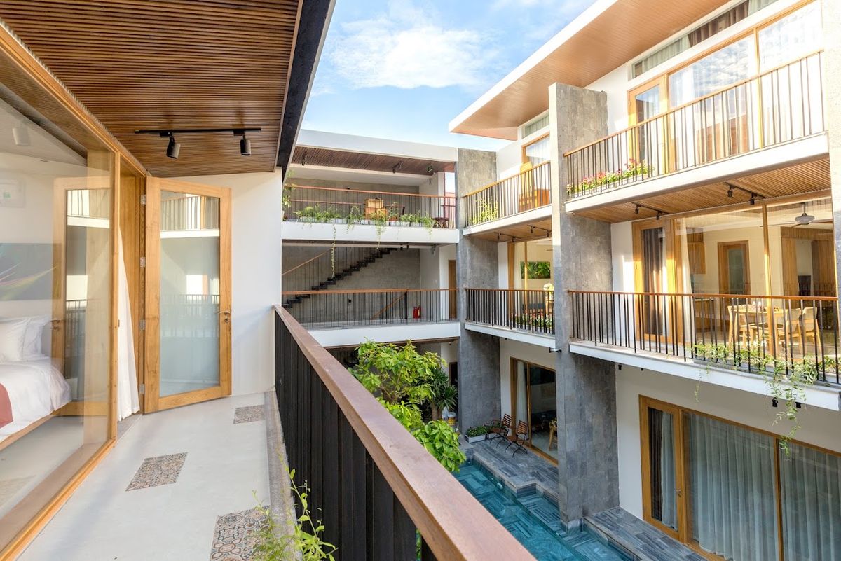 Tâm House Villa Hotel exterior in My Khe Beach