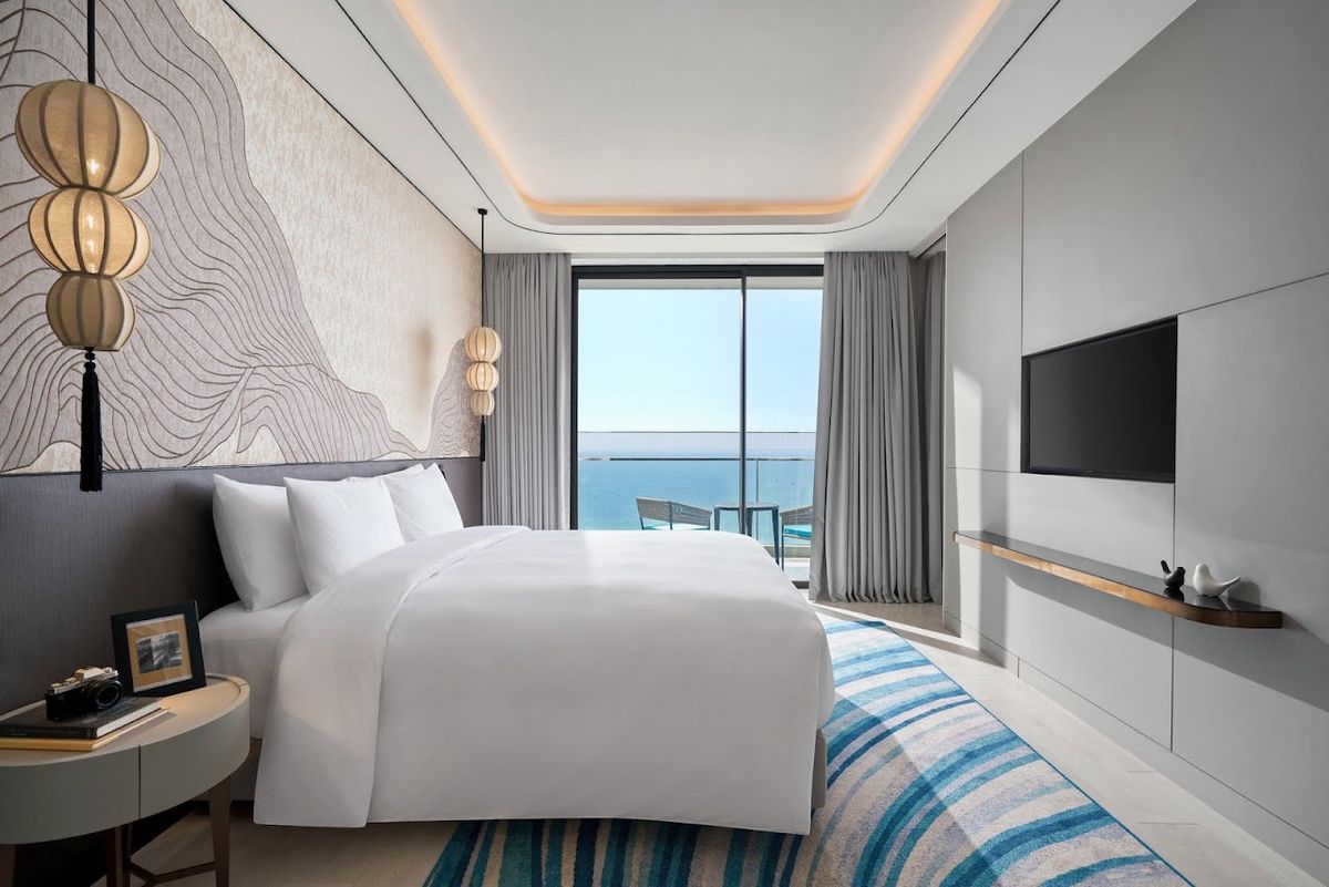 voco Ma Belle Danang by IHG pool and grounds in My Khe Beach